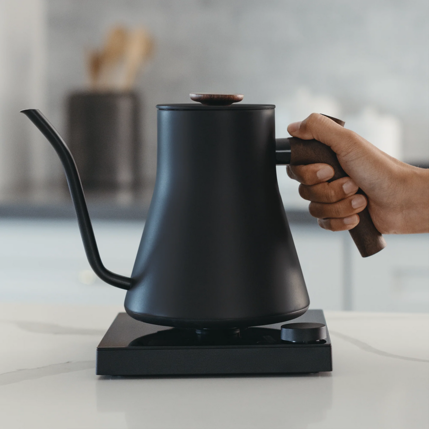 Fellow Stagg EKG Pro Electric Kettle Studio Edition Matte Black + Walnut